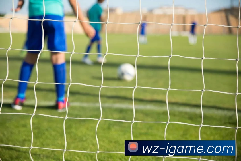 武汉足球队以94分领跑挑战赛积分榜展现强大实力和团队合作精神